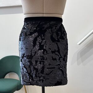 Chic Black Sequin Mini Skirt